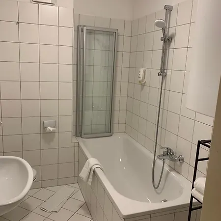 Basic Downtown Appartement